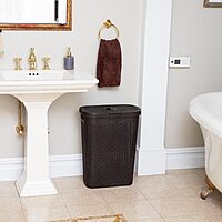Mind Reader 40L Slim Laundry Hamper with Lid, Wicker-Style Plastic