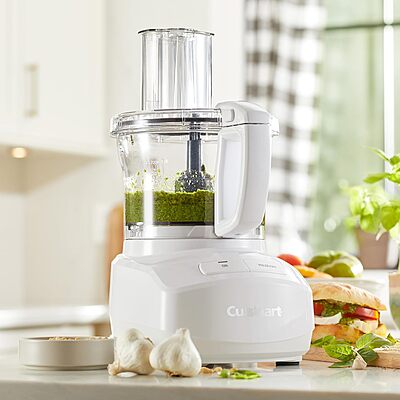 Cuisinart Food Processor with Universal Blade and Reversible Shredding/Slicing Discs