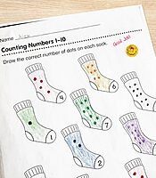 Carson Dellosa 440 Smiley Face Stickers, Colorful Seals for Crafts, Scrapbooking, Potty Training, Teacher Planner