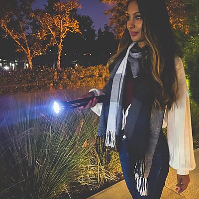 MagLite ML300L 4D LED Flashlight – 1002 Lumens, Long Runtime, Adjustable Beam, Water-Resistant, Aluminum Body – Black