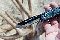 OUTDOOR EDGE 3.5" RazorLite EDC Pocket Knife with Replaceable Blades and Clip