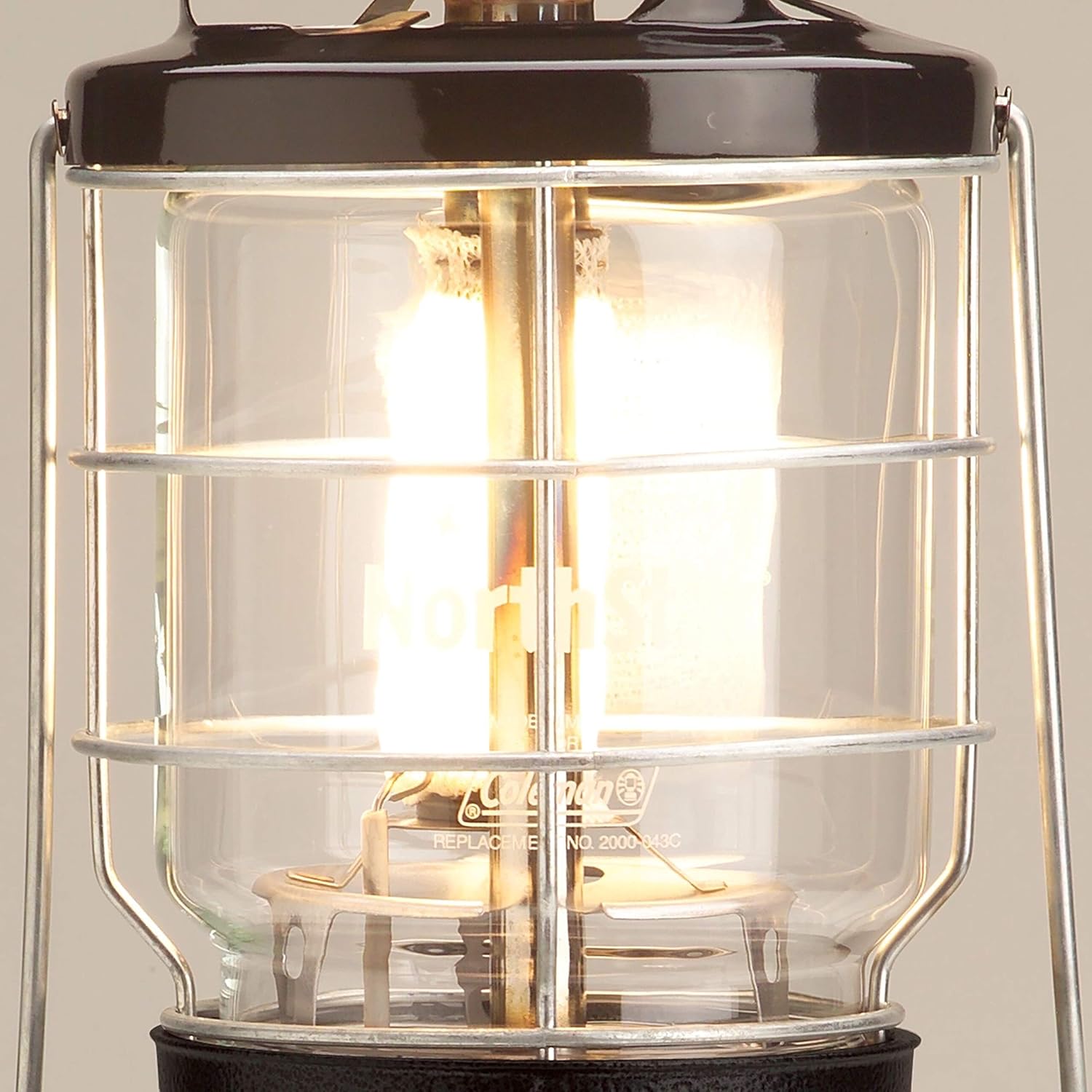 Coleman NorthStar 1500 Lumens Gas Lantern with Matchless Lighting, Folding Propane Lantern with Mantles & Globe for Camping