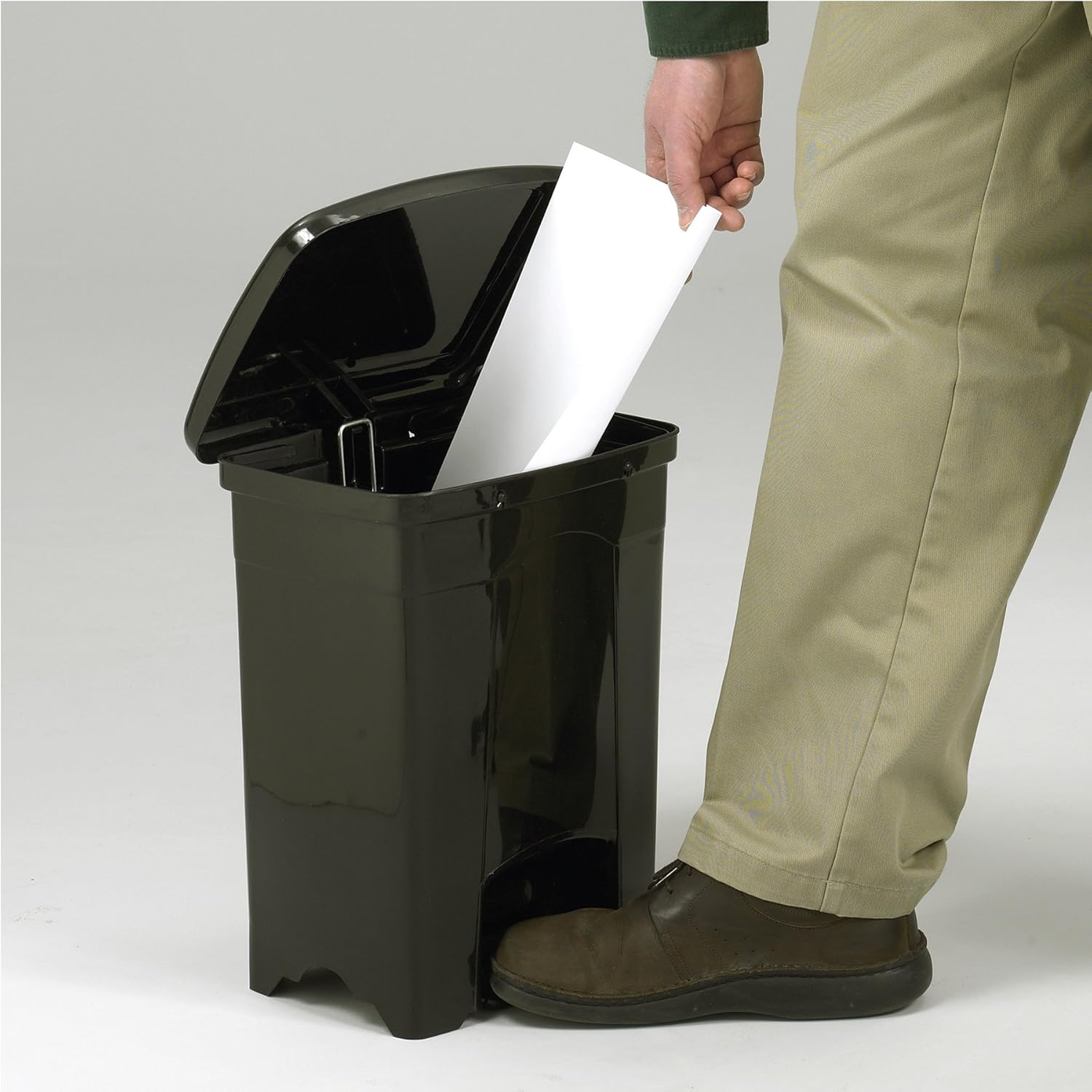 SAFCO Step On Plastic Trash Can with Foot Pedal, Hands Free Indoor All-Purpose Waste Bin