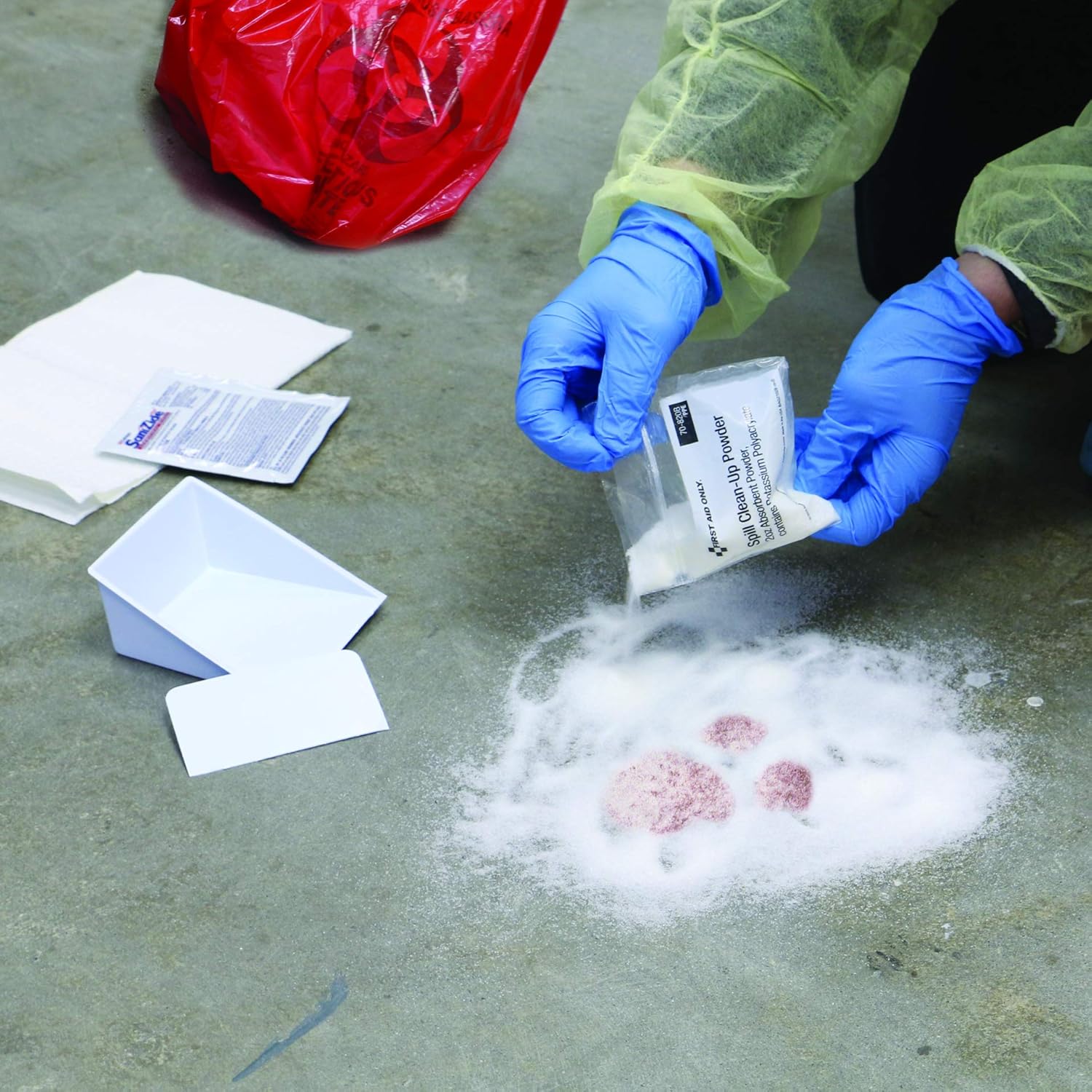 First Aid Only 214-U/FAO Body Fluid Clean Up Kit, 23-Piece Blood Pathogen Clean Up Kit in Plastic Case 23 Pieces Plastic