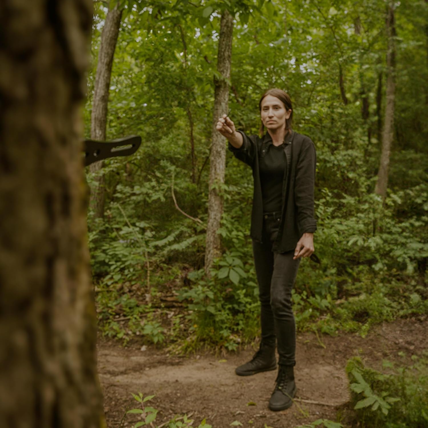 Smith & Wesson Bullseye Throwing Products with Full Tang Stainless Steel Design and Protective Nylon Sheaths for Recreation