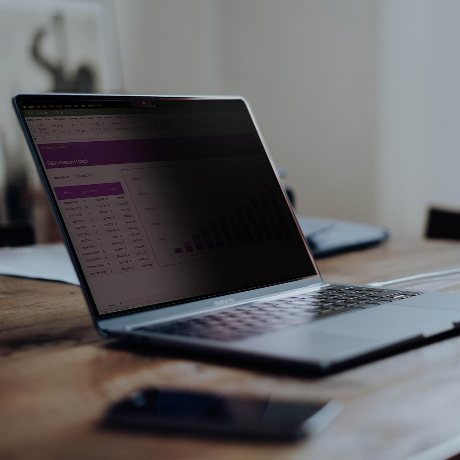 StarTech MacBook Air Privacy Screen, Removable Magnetic Reversible Anti-Glare Blue Light Filter