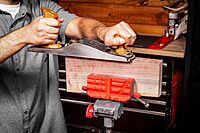 Real Avid Vise - 360° Swiveling Bench Vise for Optimal Positioning, Versatile Applications, 5" Jaw Width Vise for Cleaning