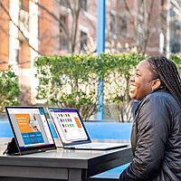 SideTrak Solo Pro 15.8in Portable Monitor