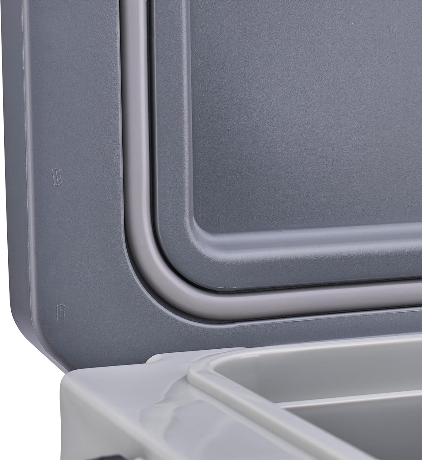 PLANO Frost Cooler - Insulated Cooler