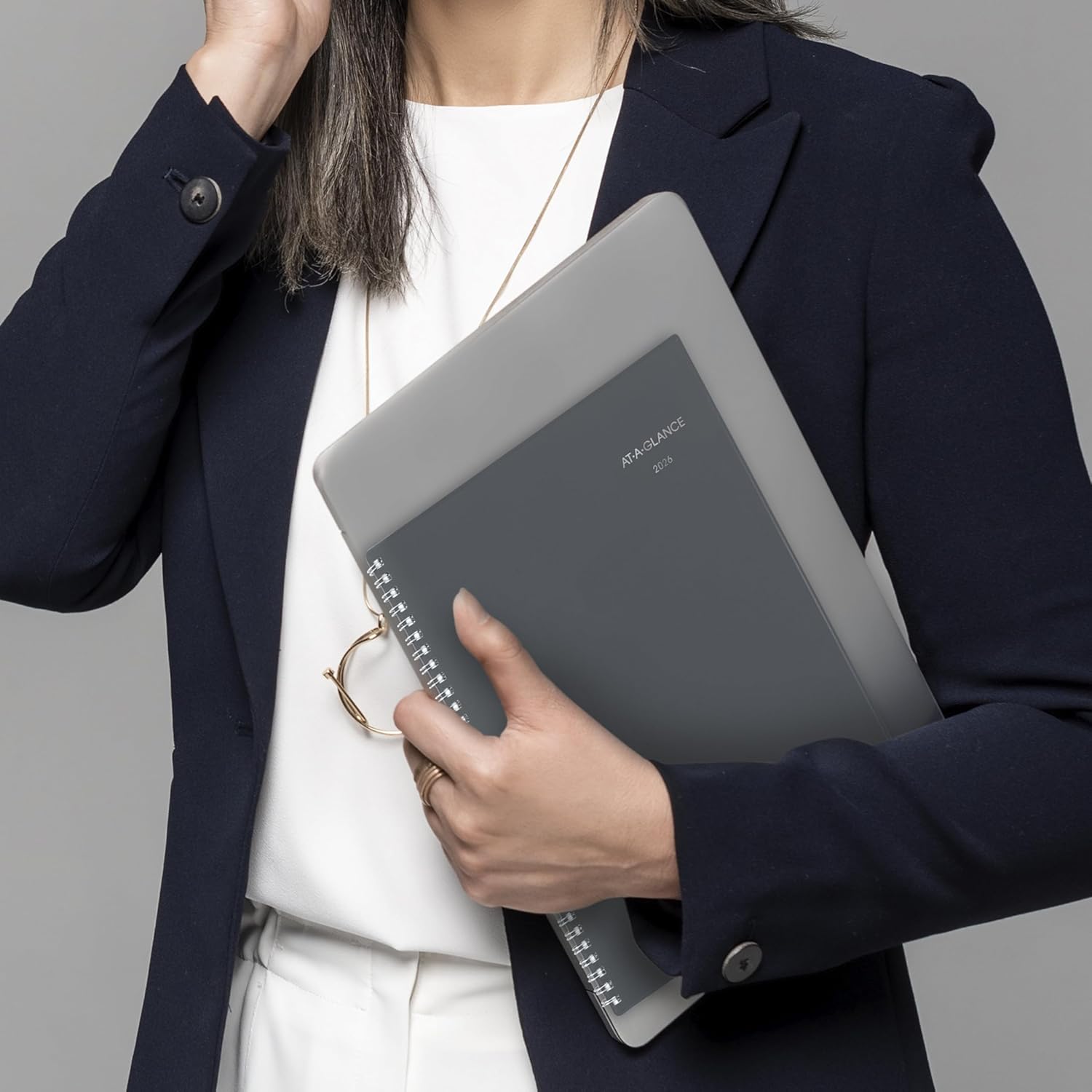 AT-A-GLANCE 2026 Planner, Weekly & Monthly, 8-1/2" x 11", Large, Spiral Bound, DayMinder, Gray (GC5450726)