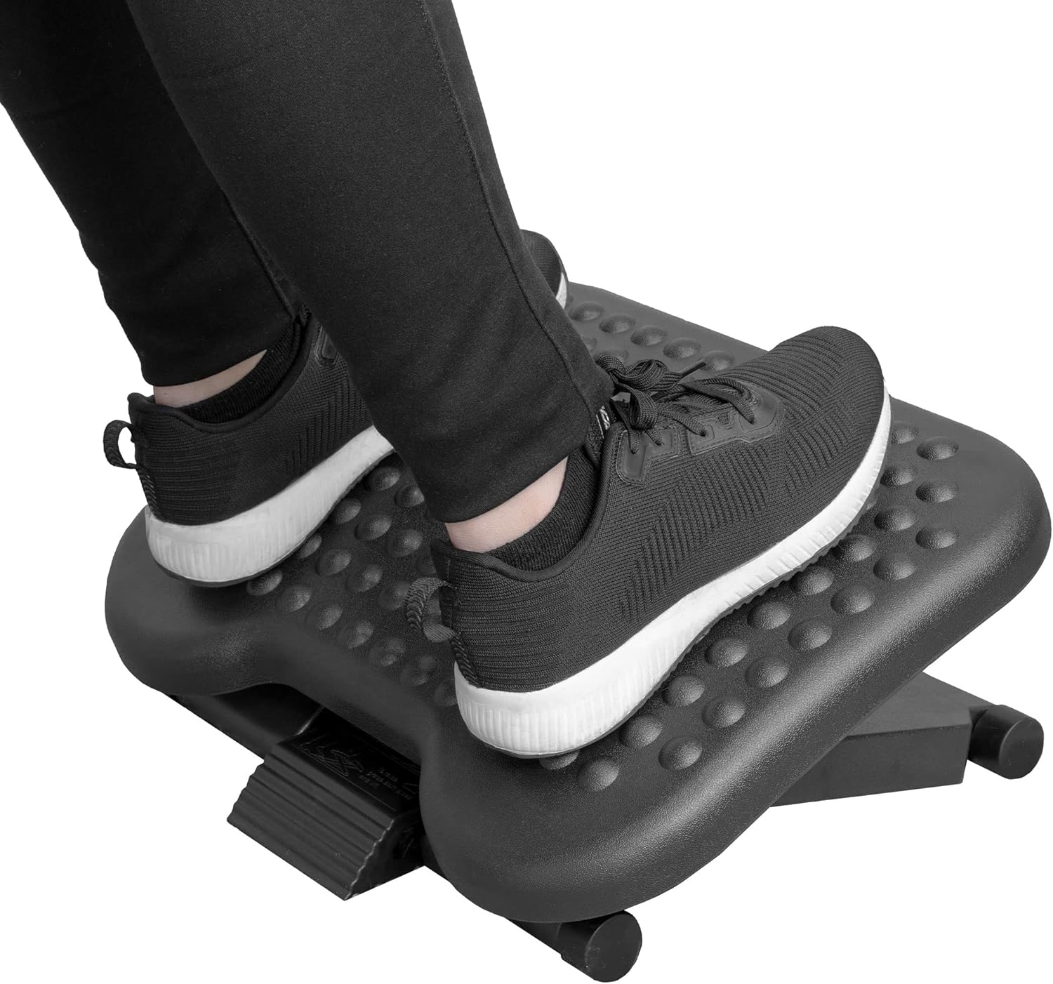 Mount-It! Ergonomic Under Desk Footrest with 3 Height Levels |Height Adjustable Tilting Foot Stool | Home Office Footrest