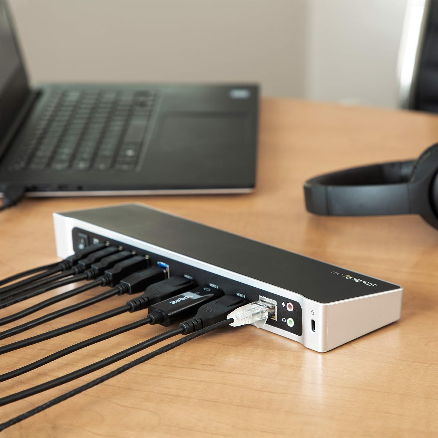 StarTech.com Triple Monitor USB 3.0 Docking Station, 2x 4K DisplayPort & HDMI, USB Type A Universal Laptop Dock, Windows/Mac