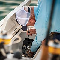 Minn Kota Precision MK-440PCL On-Board Battery Charger with 4 Charging Banks, 10 Amps per Bank