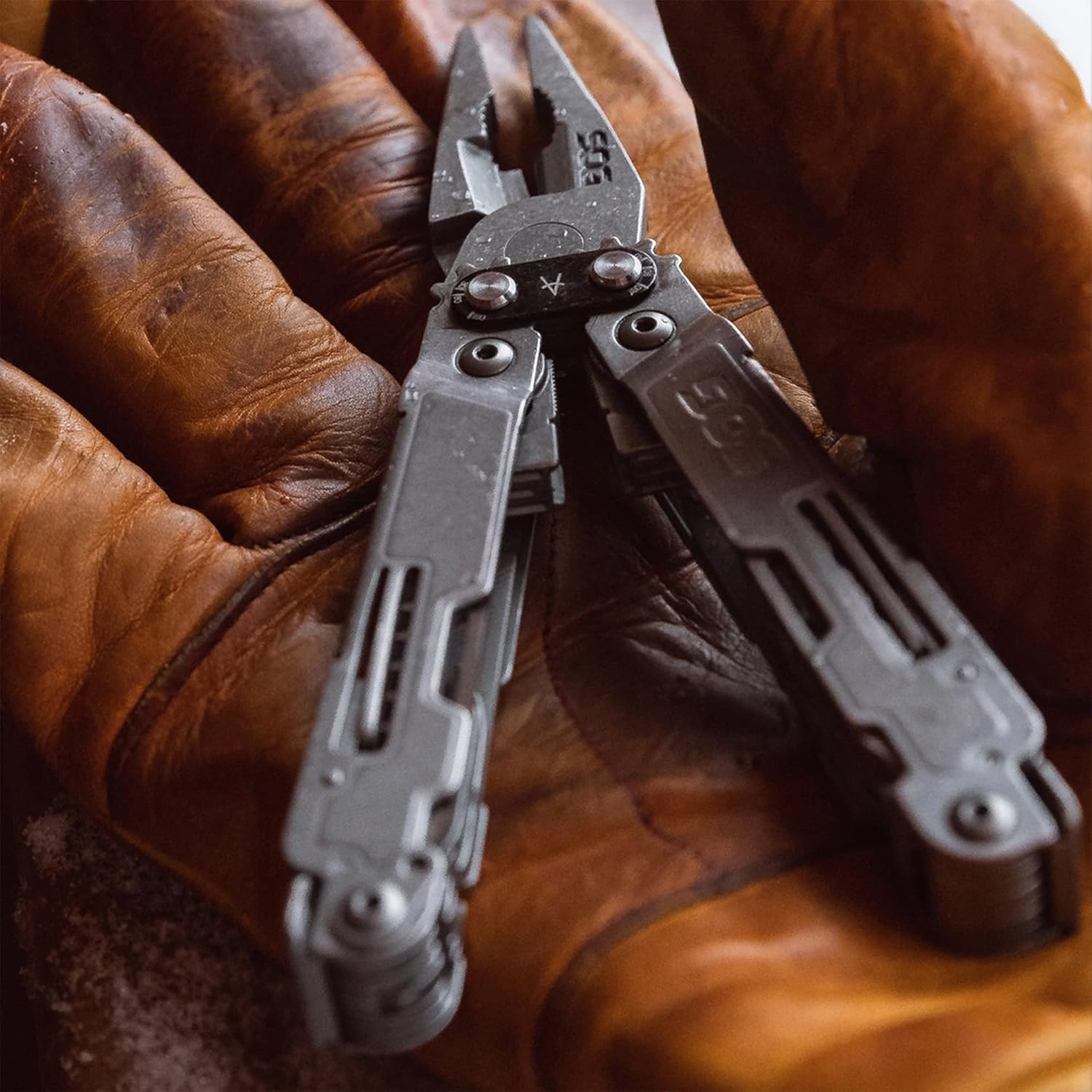 SOG PowerAccess Deluxe Multi-Tool