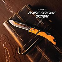 OUTDOOR EDGE 3.5" RazorLite EDC Pocket Knife with Replaceable Blades and Clip