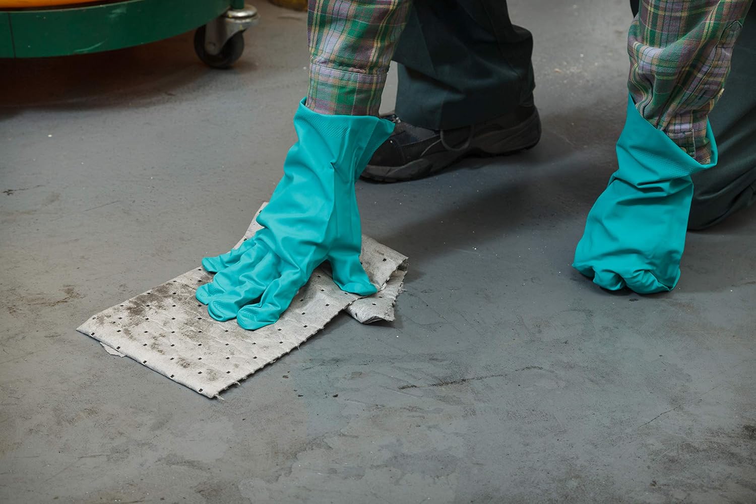 Brady SPC MRO315P MRO Plus 150' Length, 15" Width Roll Configuration, Universal Class Medium Roll