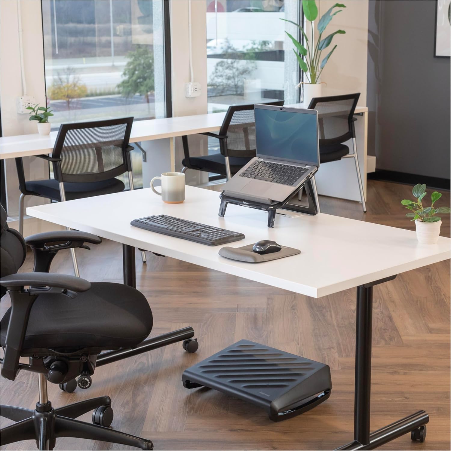 Fellowes PlushTouch Foam Mouse Pad Wrist Support with MICROBAN - Graphite (9252201) Graphite 9.3L x 7.3W inches