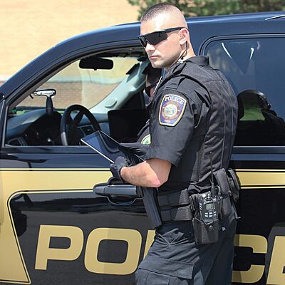 BIANCHI AccuMold Elite Model 7917 Double Handcuff Case