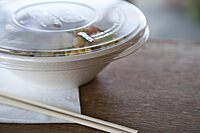 Eco-Products Recycled Flat Bowl Lids, Case of 400, Fits 24-46oz Coupe/16-40oz Noodle Bowls, 100% Recycled PET From Plastic Bottles, Clear For Visibility