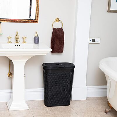 Mind Reader 40L Slim Laundry Hamper with Lid, Wicker-Style Plastic