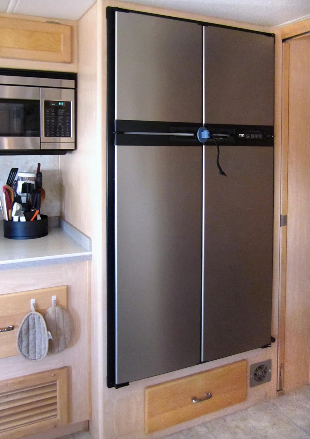 Camco 44105 RV Adjustable Fridge Door Block, Blue