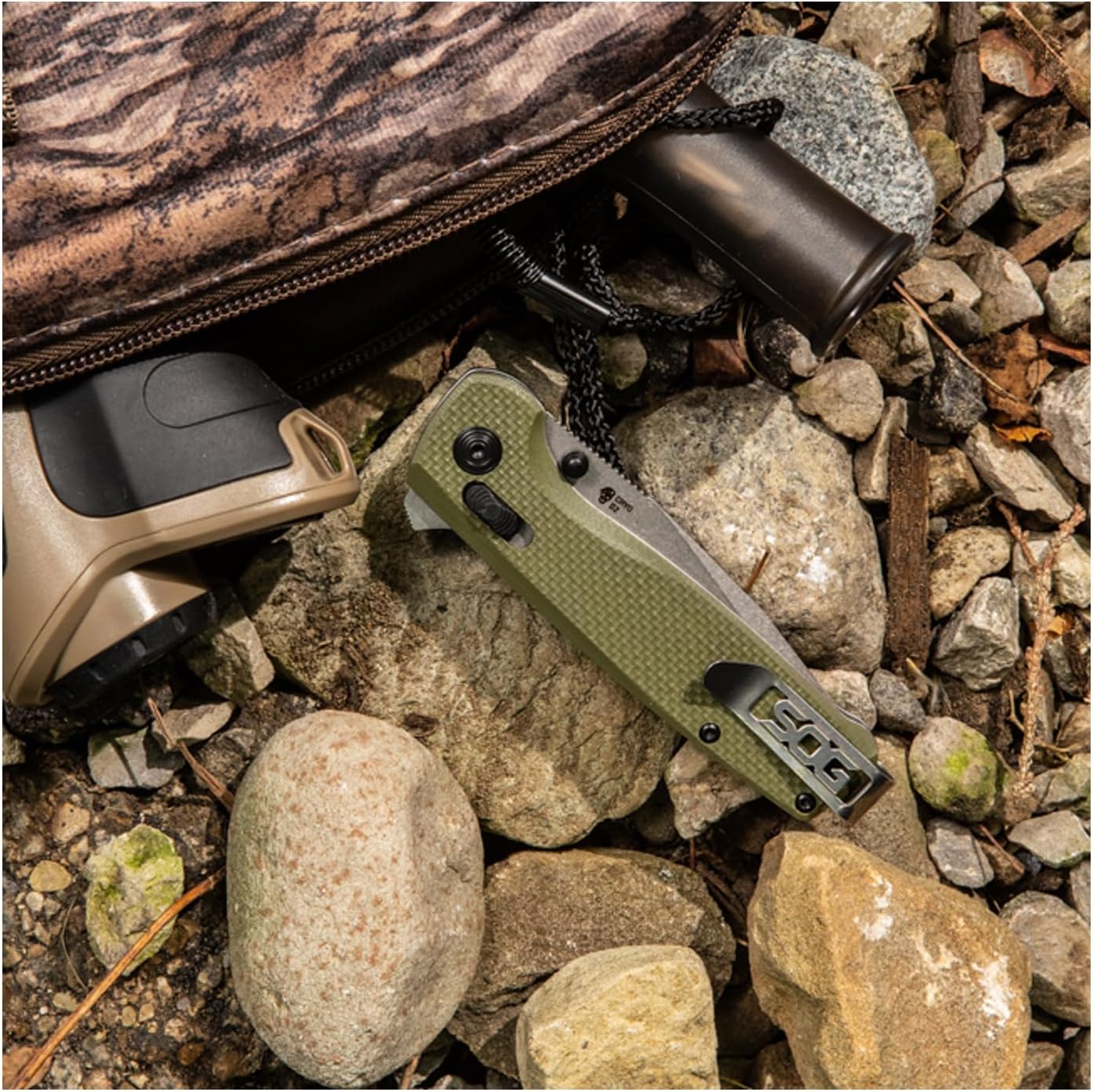SOG Terminus XR G10 Daily Carry Rugged EDC Ambidextrous Pocket Folding Knife