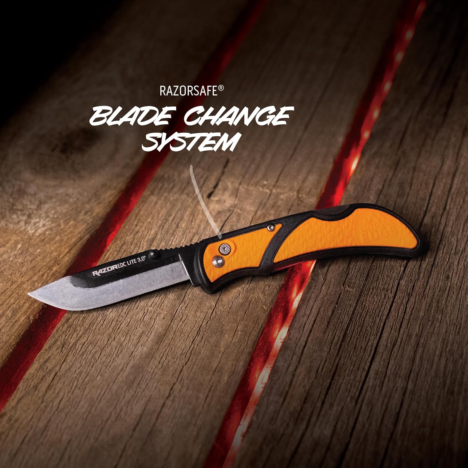 OUTDOOR EDGE 3.0" Folding Pocket Knife with Replaceable Blades