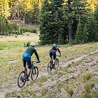 HYDRO FLASK Down Shift 14L Hydration Pack