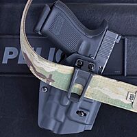 CRUCIAL CONCEALMENT Ambi Universal Light Holster