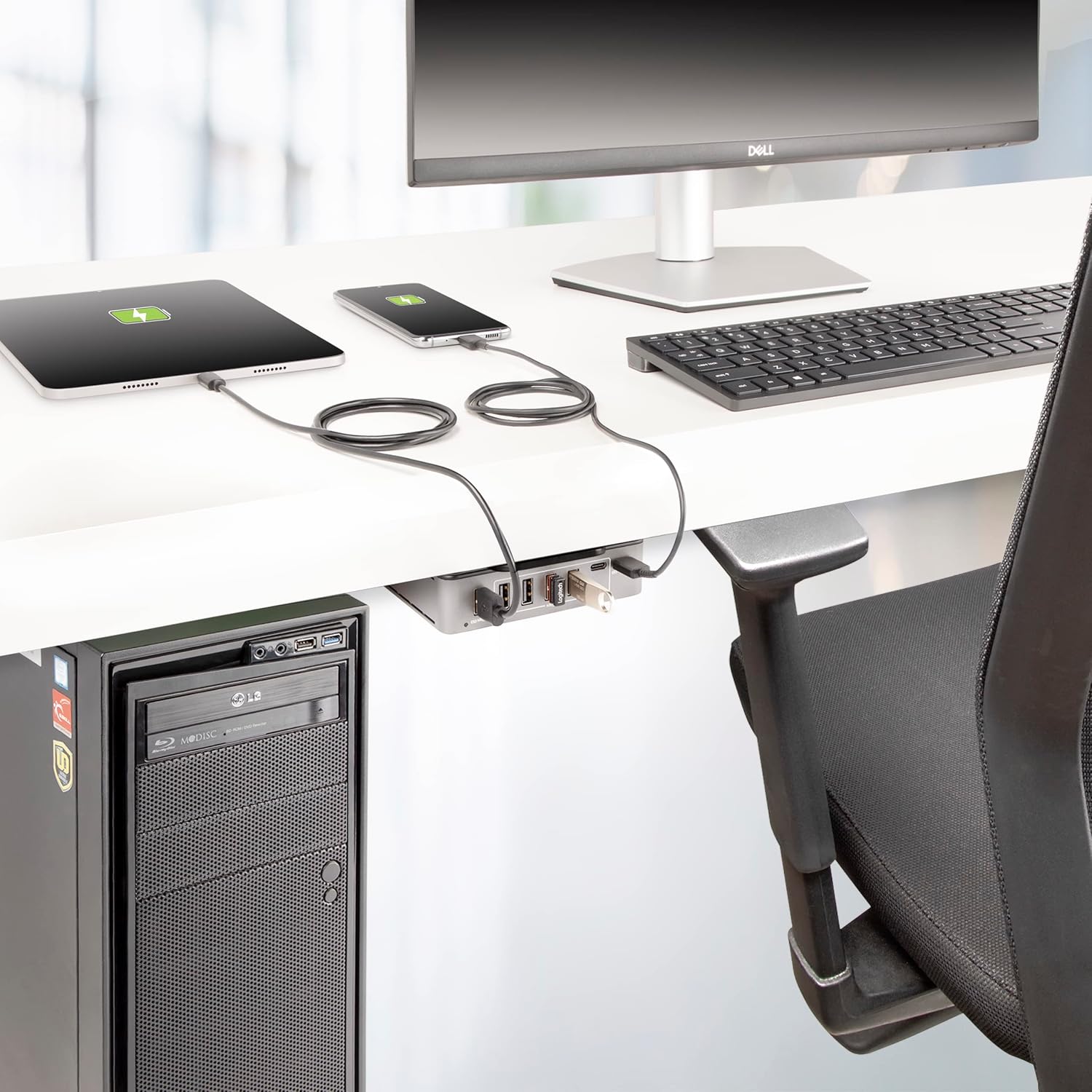 StarTech.com 7-Port USB-C Hub - 5X USB-A/2x USB-C - Self-Powered with65W Power Supply - USB 3.1 10Gbps