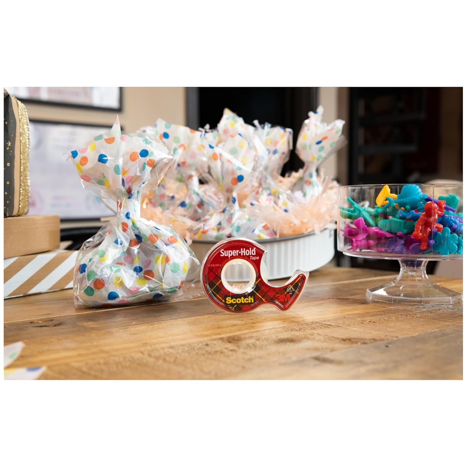 Scotch Super-Hold Tape, Transparent Finish, 50% More Adhesive, Trusted Favorite, 3/4 x 650 Inches