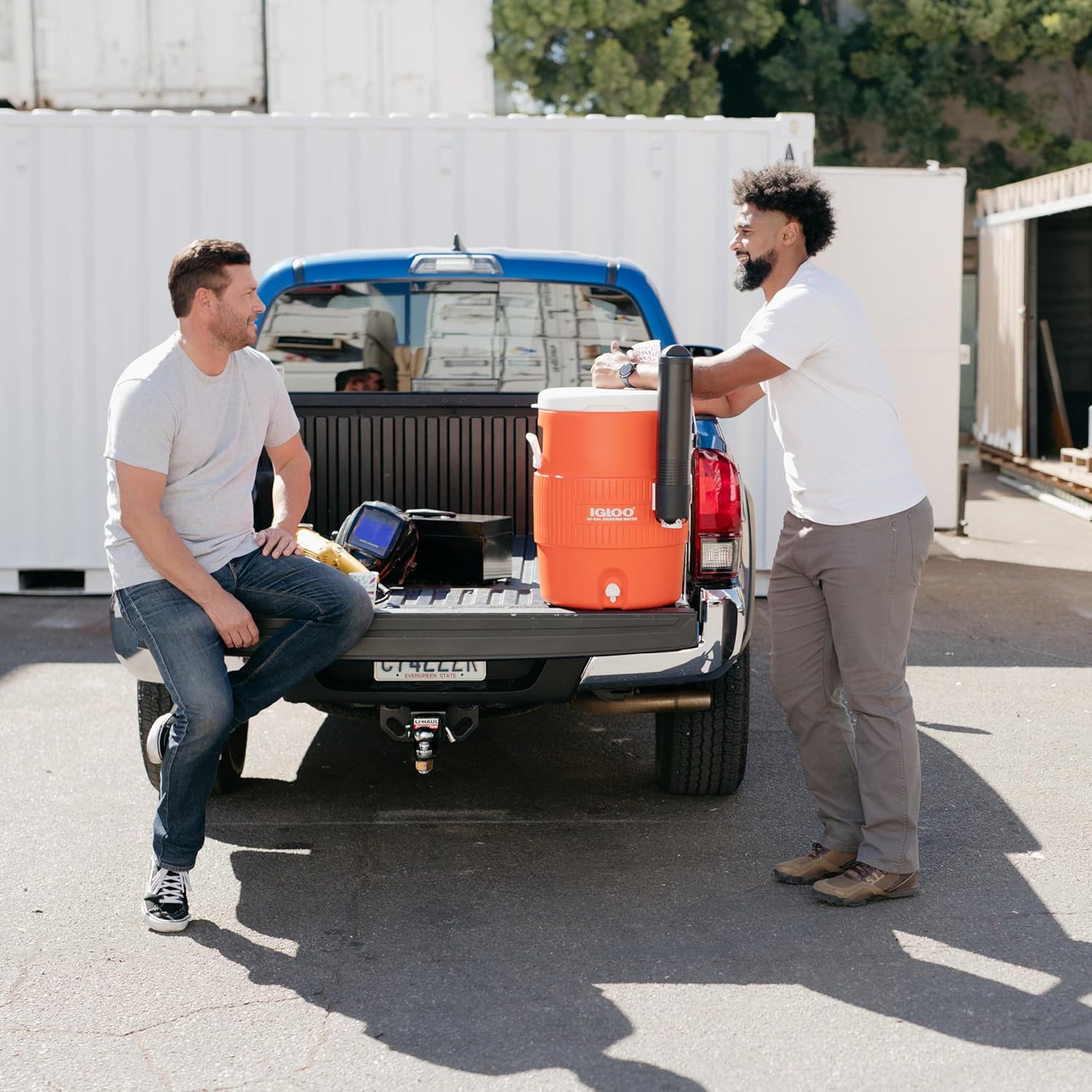 Igloo 10 Gallon Sports Cooler Insulated Beverage Dispenser