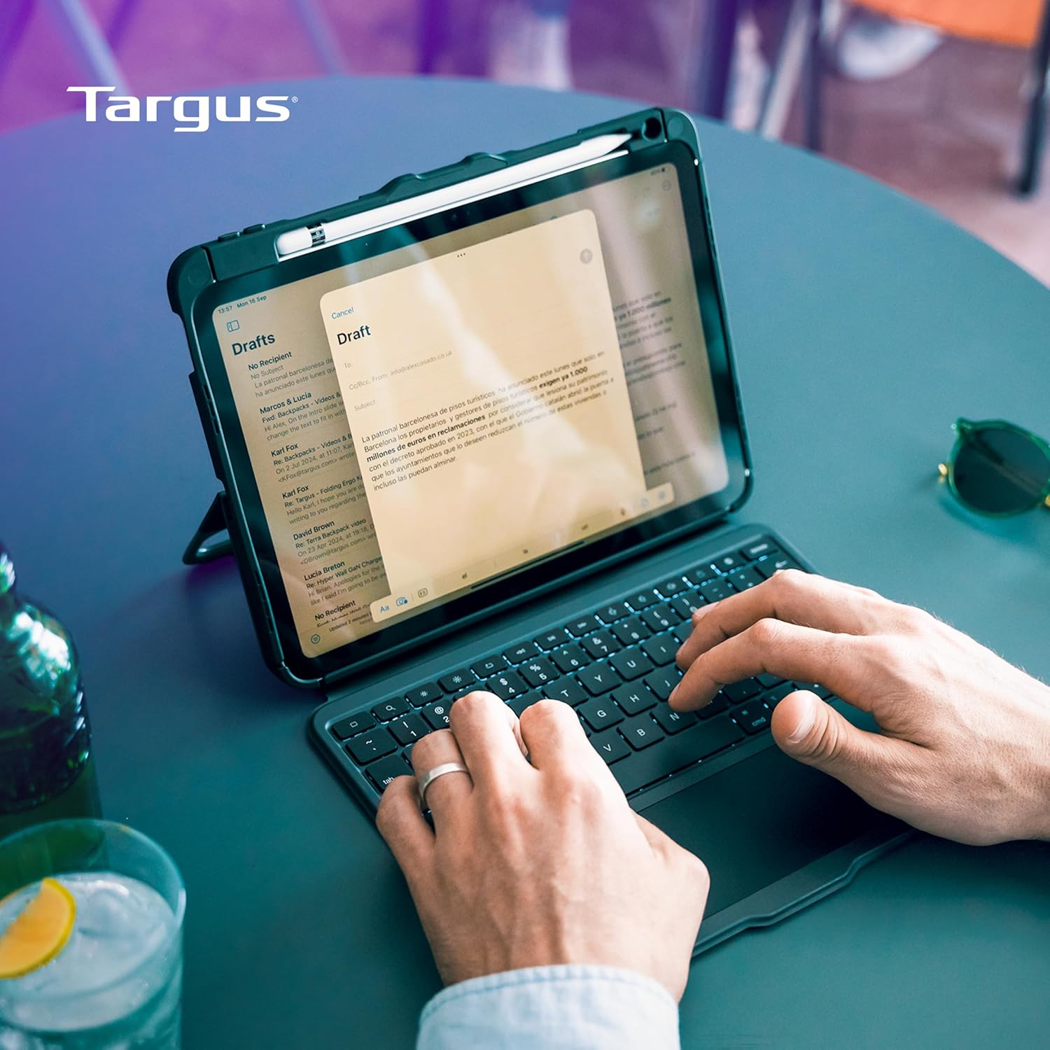 Targus VersaVu Bluetooth Keyboard Case for iPad Pro 13-inch (M4) – 360 Degree Rotation, Backlit Keys, Multi-Touch Trackpad