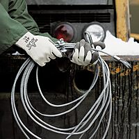 SHOWA Atlas 451 Natural Rubber Latex Palm Coated Insulated General Purpose Winter Work Glove