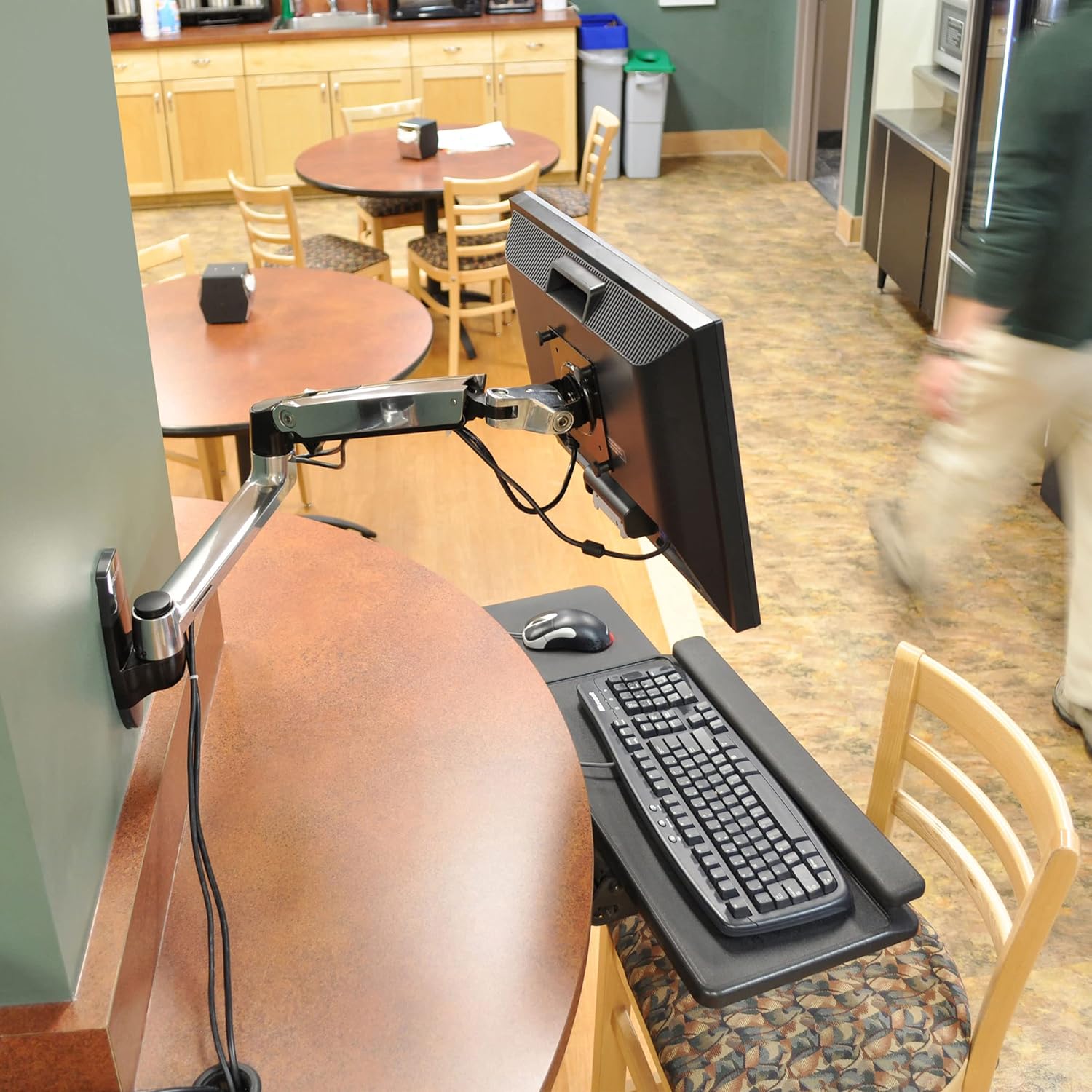 Ergotron – LX Single Monitor Arm, VESA Wall Mount – for Monitors Up to 34 Inches