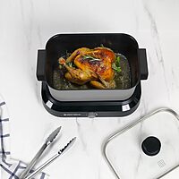 West Bend Versatility Slow Cooker Large Capacity Non-stick Cooking Vessel & Variable Temperature Heating Base Includes Travel Lid and Storage Bag, Range and Oven-Safe Cooking Pot, 5-Quart, Silver