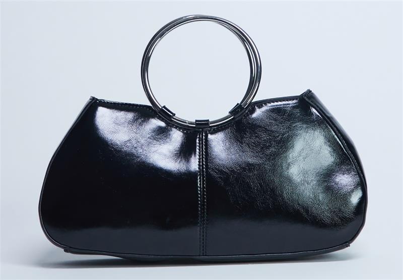 TOPSHOP GRIFFITH METAL RING BAG