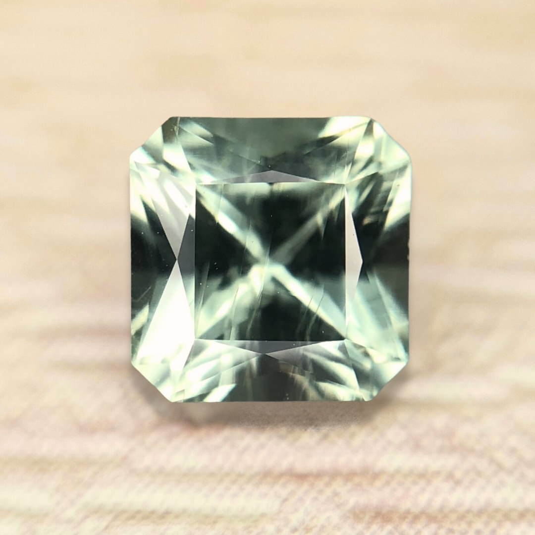 0.81ct Radiant Brilliant Cut Sapphire 0.81ct Radiant Brilliant Cut Sapphire