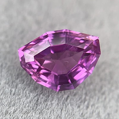 1.00ct Fancy Step Cut Sapphire 1.00ct Fancy Step Cut Sapphire