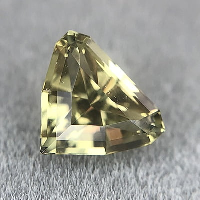 0.95ct Fancy Step Cut Sapphire 0.95ct Fancy Step Cut Sapphire