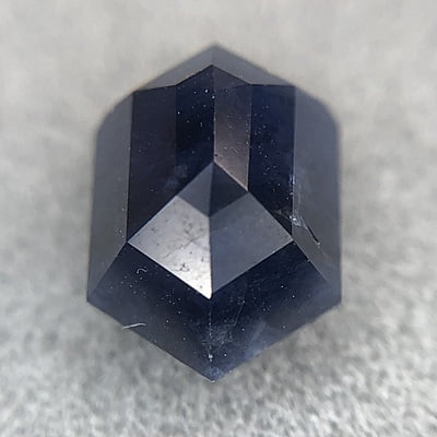 1.75ct Hexagon Step Cut Sapphire 1.75ct Hexagon Step Cut Sapphire