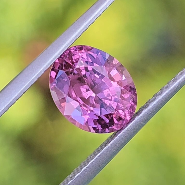 2.15ct Oval Mixed Cut Spinel 2.15ct Oval Mixed Cut Spinel