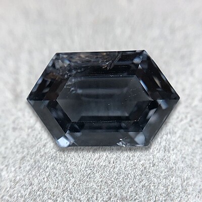 2.37ct Hexagon Step Cut Spinel 2.37ct Hexagon Step Cut Spinel
