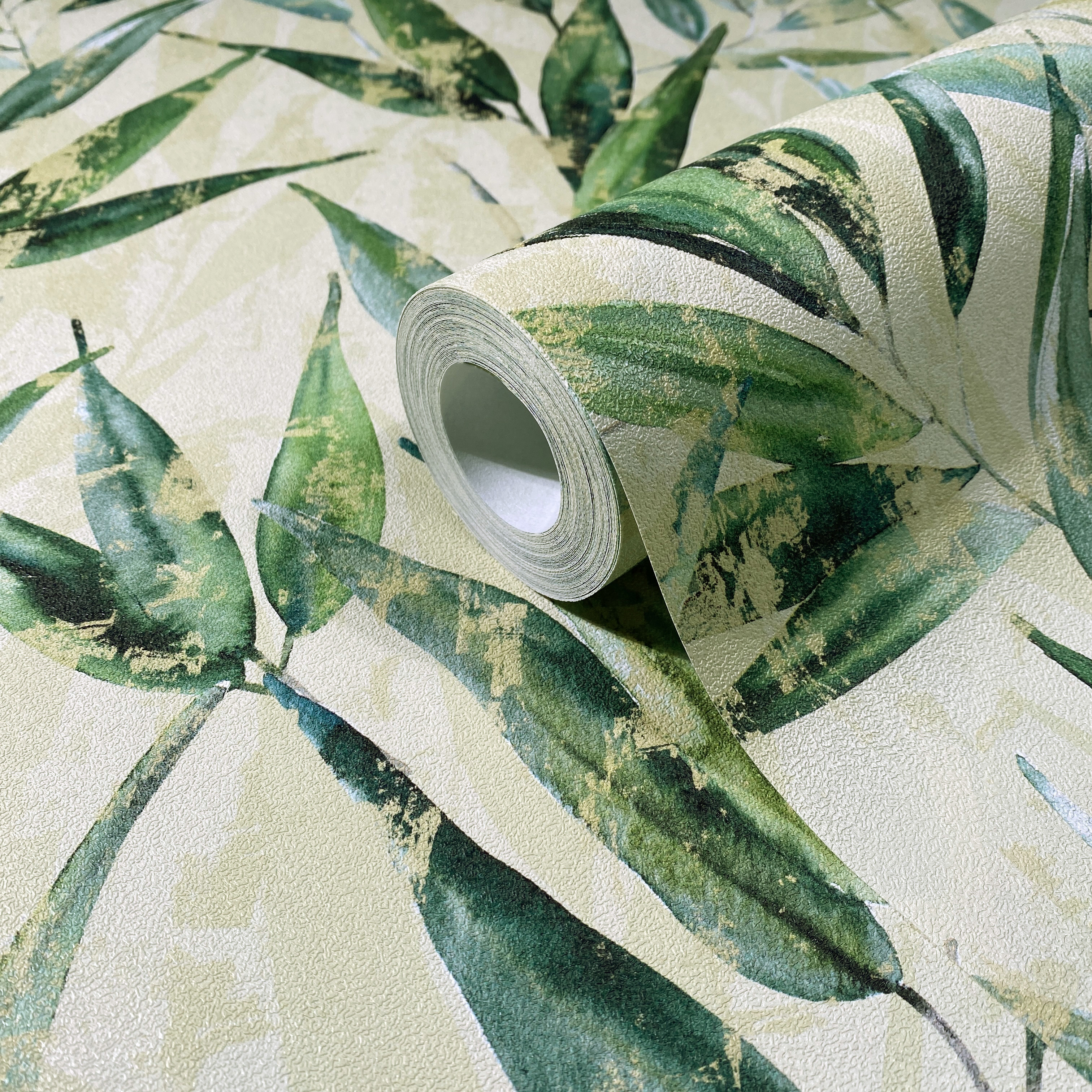 89040 Wallpaper Naomi