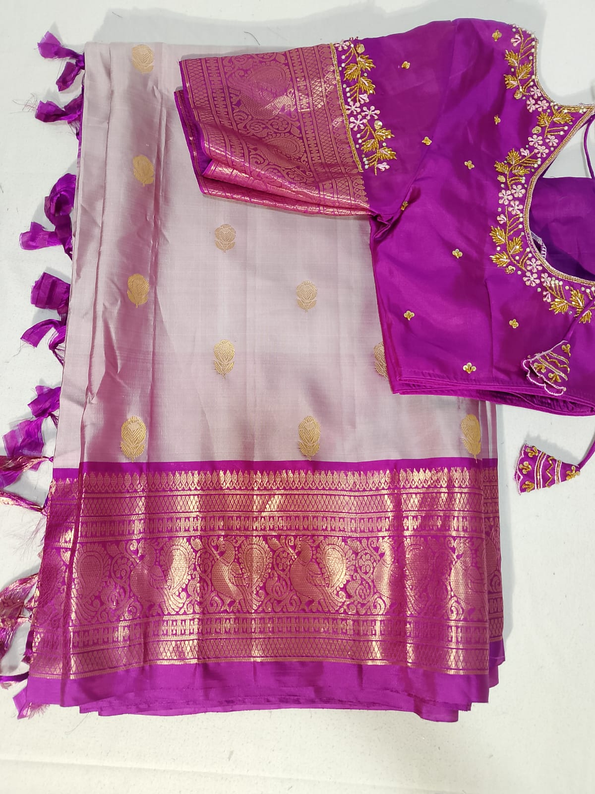 N277: Ready To Ship Beautiful Saree With Stitched Blouse N277: Ready To Ship Beautiful Saree With Stitched Blouse