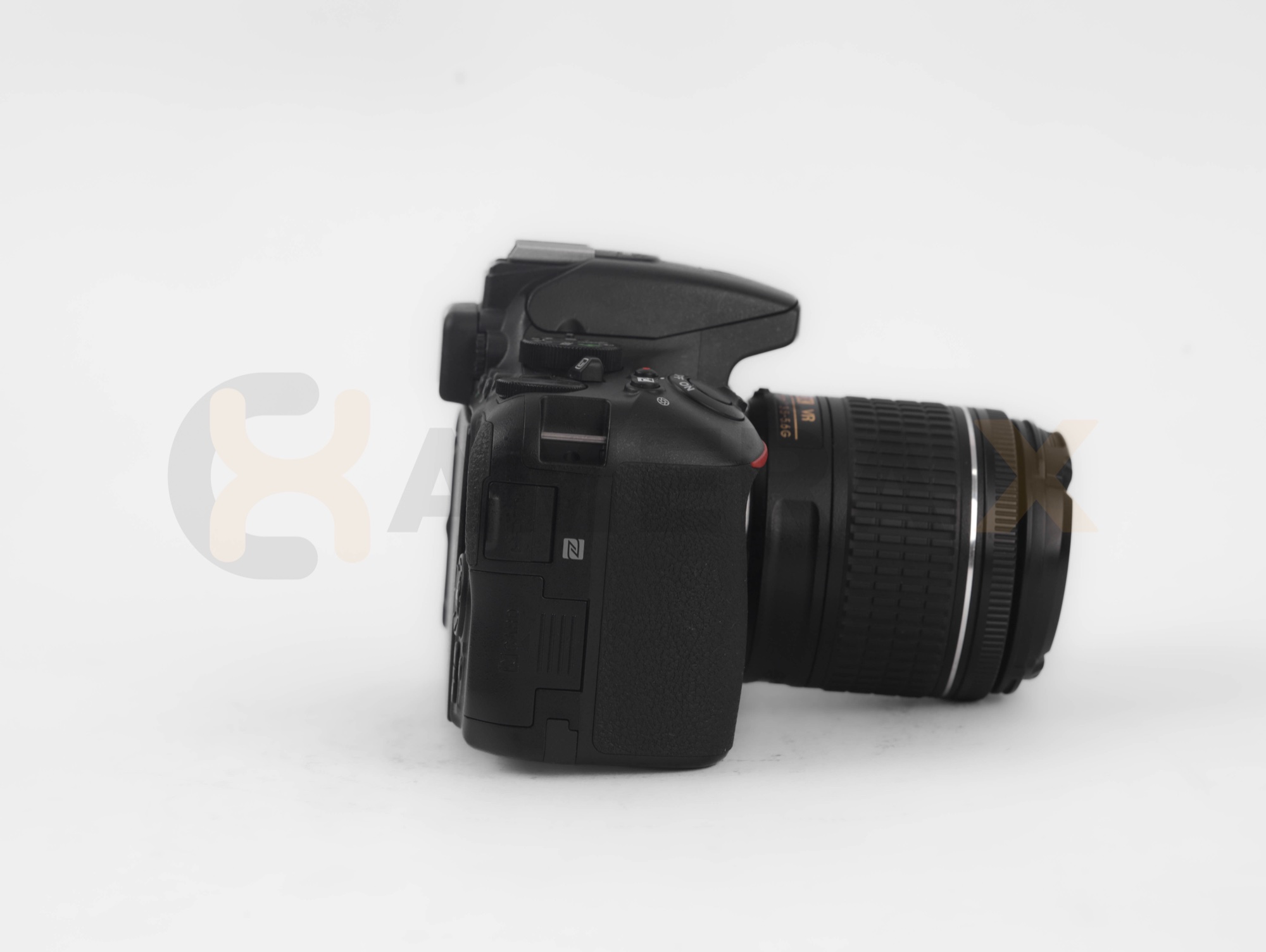 nikon d5600 7k s.n8804004