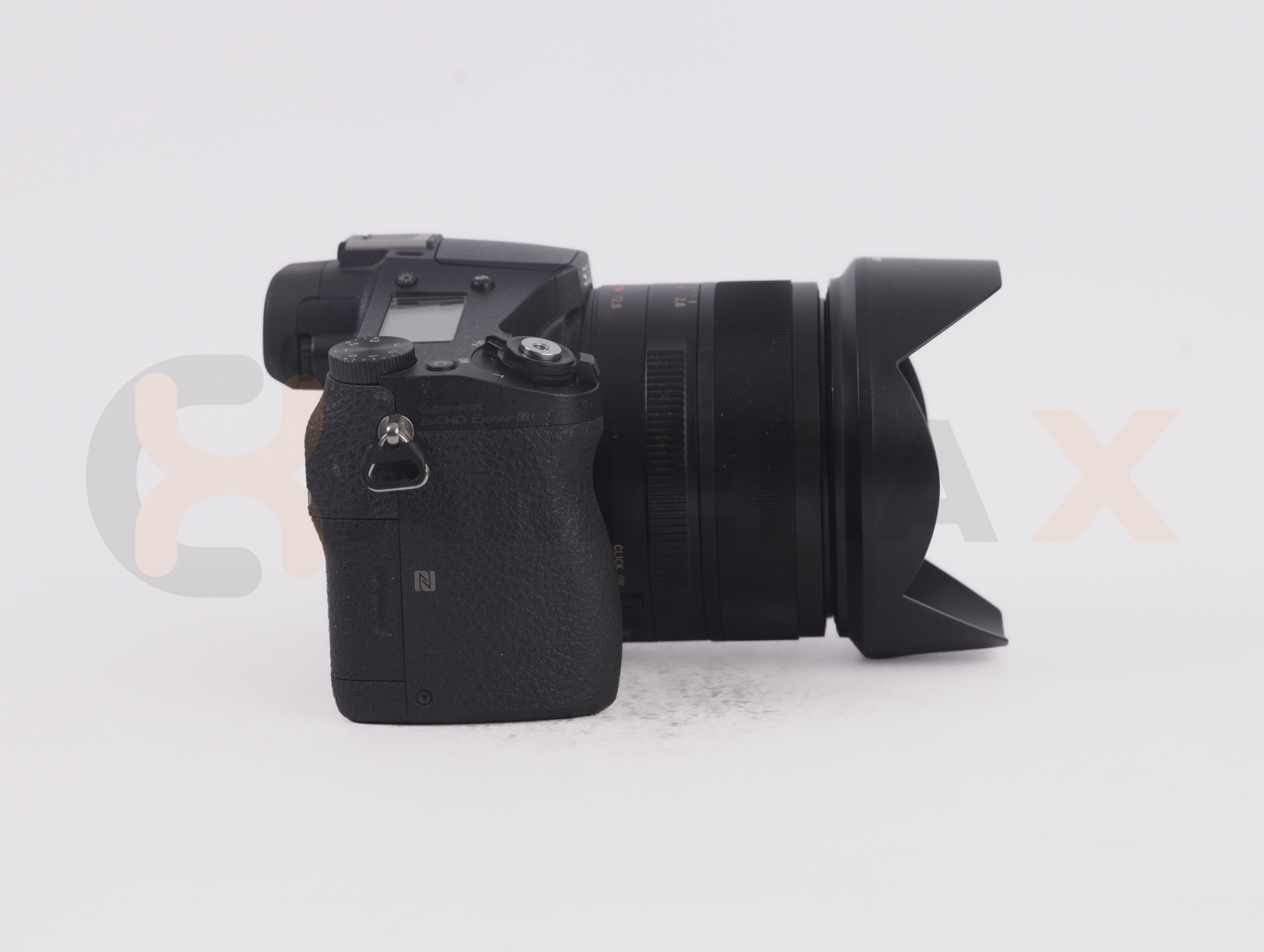 Sony RX10 With internal lens 24 200 F2.8 s.n4492068