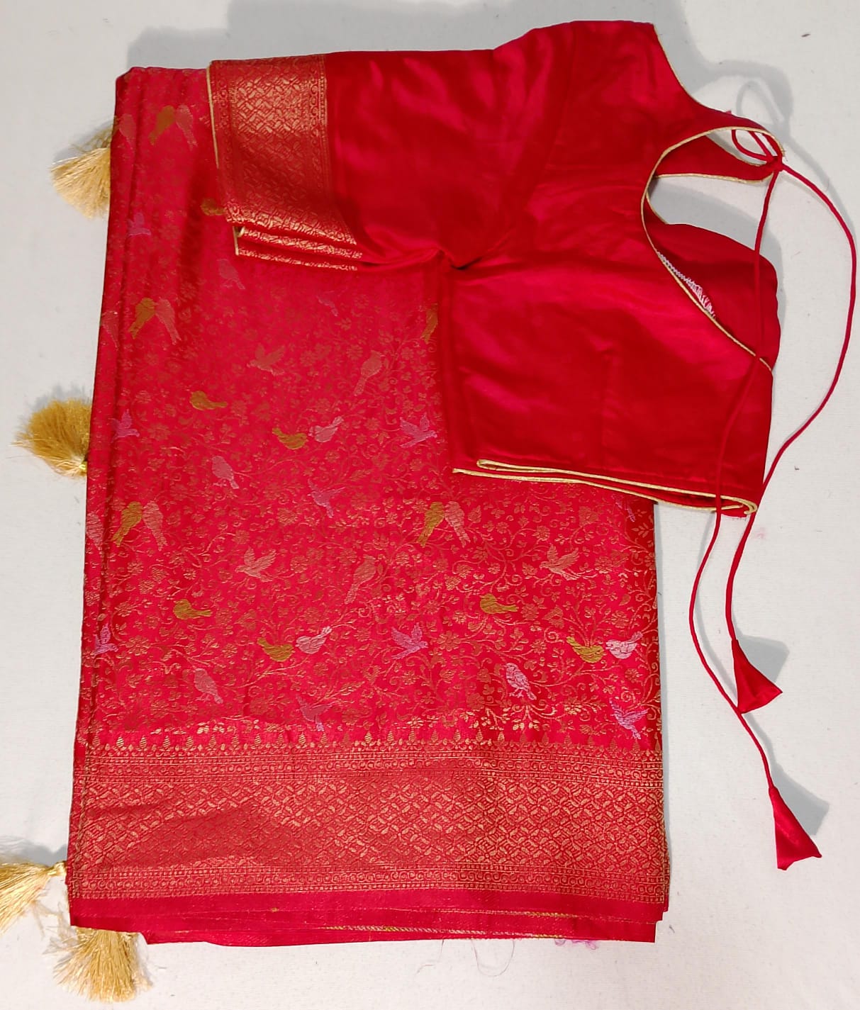 N545: Ready To Ship Beautiful  Saree With Stitched Blouse