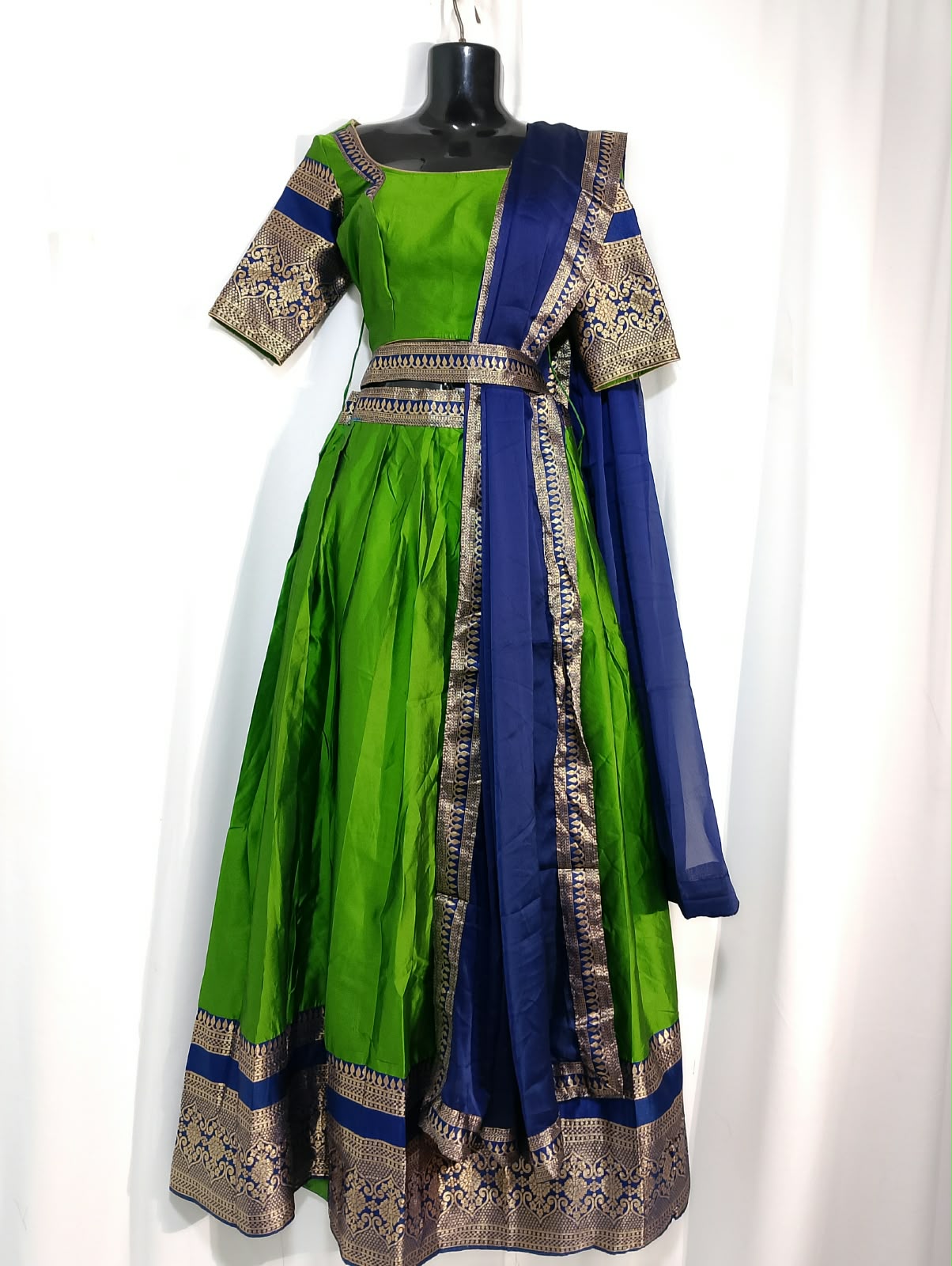 V537: Ready To Ship Beautiful Lehenga Set