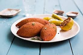 Nature Round Palm Leaf Plates (40 Count) - Disposable Dinnerware, Compostable and Biodegradable Round Plates (8" Round Plates) Nature Round Palm Leaf Plates (40 Count) - Disposable Dinnerware, Compostable and Biodegradable Round Plates (8" Round Plates)